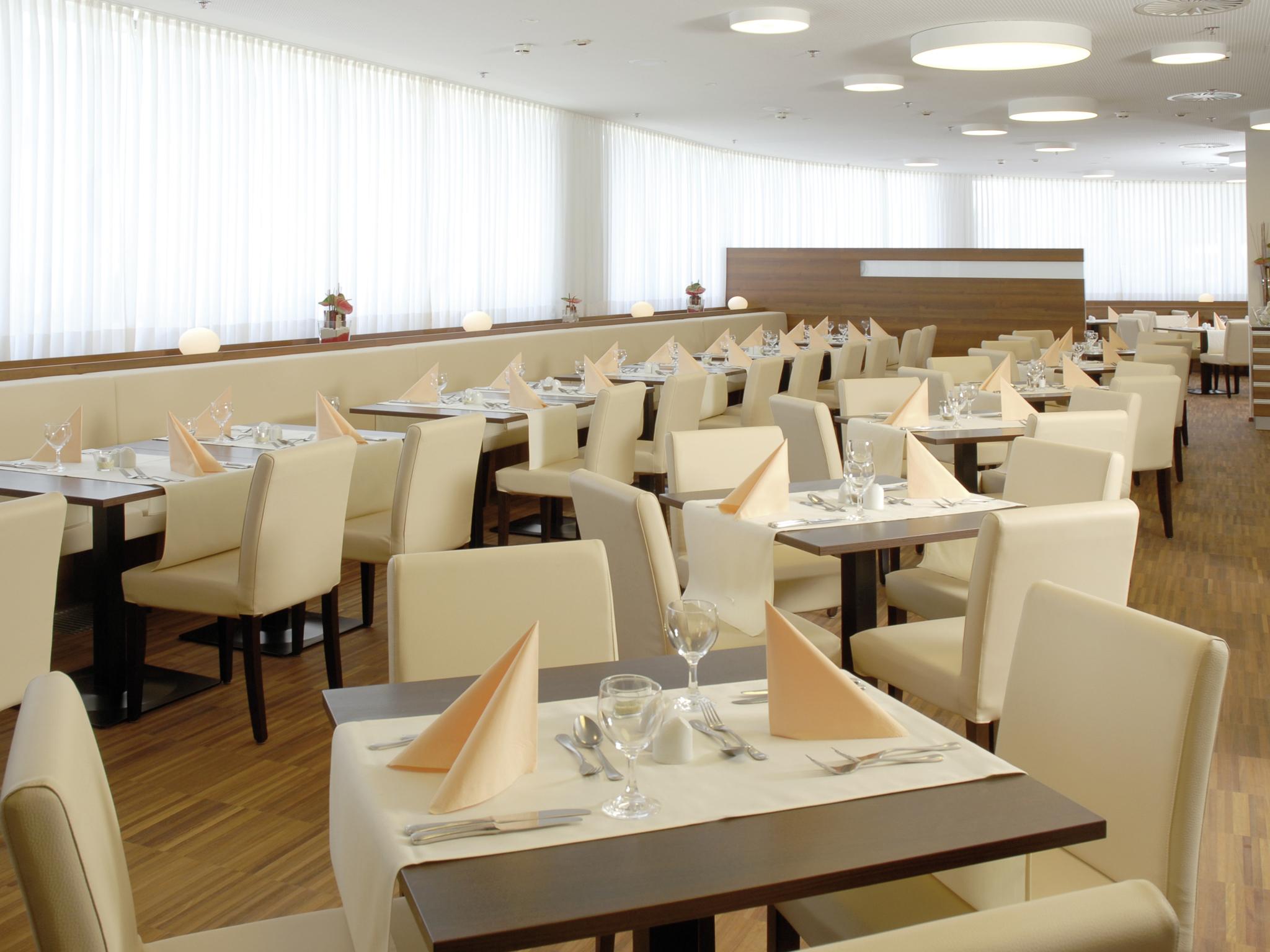 Austria Trend Hotel Salzburg West Himmelreich Zewnętrze zdjęcie